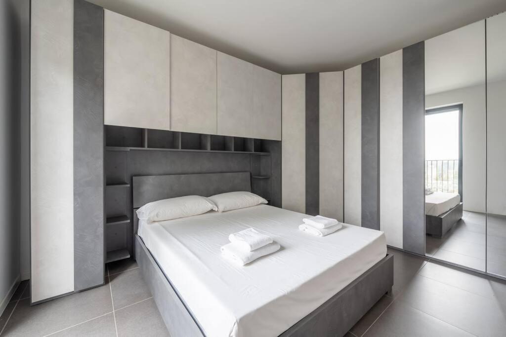 We Home - Uptown74 Bloom Apartment - Milano Ngoại thất bức ảnh