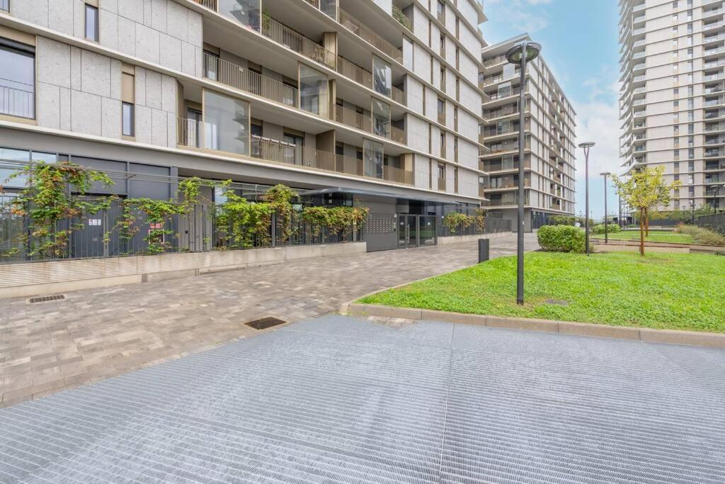 We Home - Uptown74 Bloom Apartment - Milano Ngoại thất bức ảnh